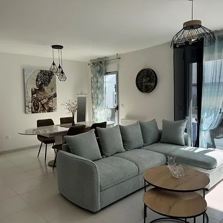 Neuf, 75 M², Pres De La Plage, Terrasse Spacieuse, Parking Securise - Fibre Incluse - Fr-1-539-66 * Royan