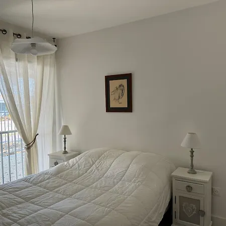 Neuf, 75 M², Pres De La Plage, Terrasse Spacieuse, Parking Securise - Fibre Incluse - Fr-1-539-66 Apartment *