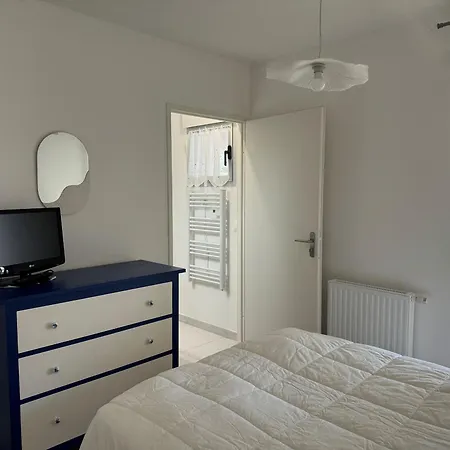 Apartment Neuf, 75 M², Pres De La Plage, Terrasse Spacieuse, Parking Securise - Fibre Incluse - Fr-1-539-66 Royan